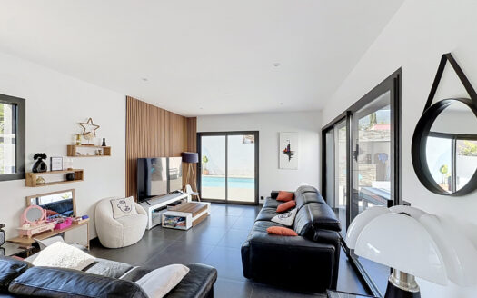Villa contemporaine d’exception avec piscine et vue sur les