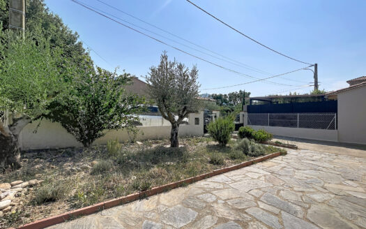 LAROQUE DES ALBERES (66) – MAISON 3 FACES – PLAIN-PIED – 75m