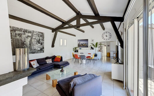 Villa familiale avec piscine à LAROQUE DES ALBERES