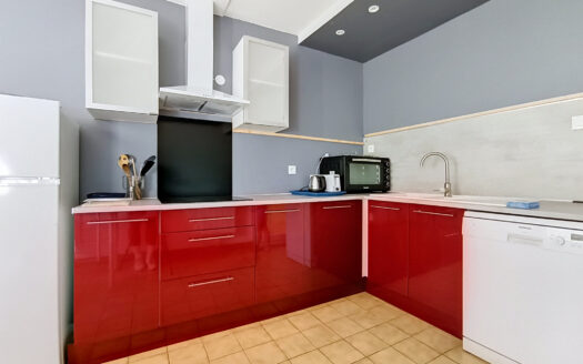 Villa 4 faces avec vue imprenable et appartement T3 indépend