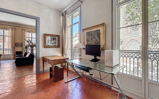 Appartement bourgeois d’exception face à la Cathédrale