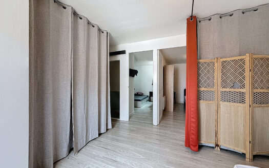 Maison de village de 65m2 avec grand garage