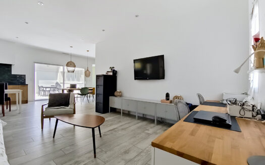 Villa d’Architecte moderne en 3 faces avec piscine