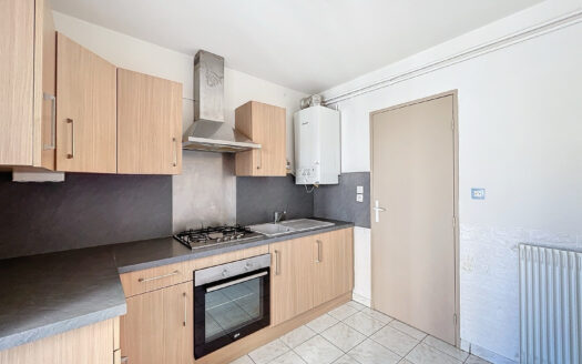 APPARTEMENT 3 PIECES AVEC CAVE