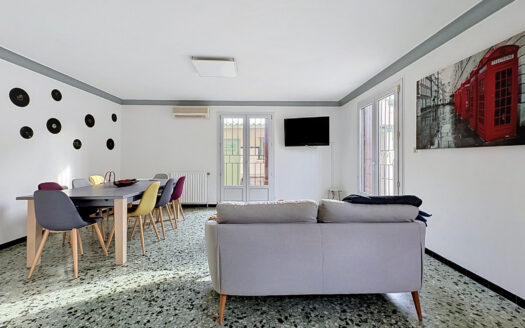 Grande maison familiale à proximité de l’hôpital