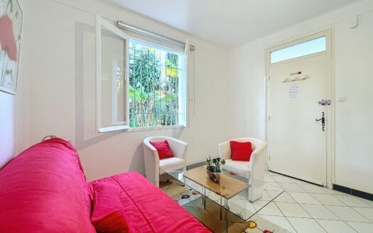 COLLIOURE(66) – APPARTEMENT CENTRE HISTORIQUE – 53m2 – PRODU
