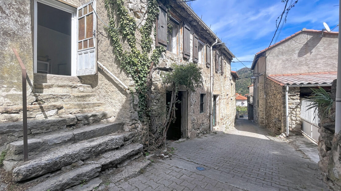 Maison 2 pièces 74 m² · à Py · 74 m² · 96 000 €