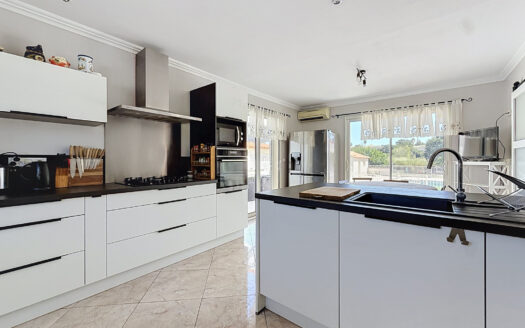 EXCLUSIVITÉ, 6 chambres, Superbe maison familiale à POLLEST