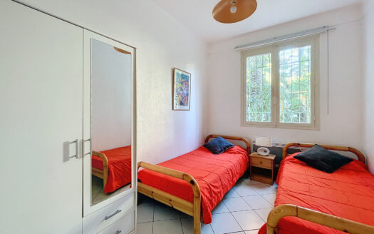 COLLIOURE(66) – APPARTEMENT CENTRE HISTORIQUE – 53m2 – PRODU