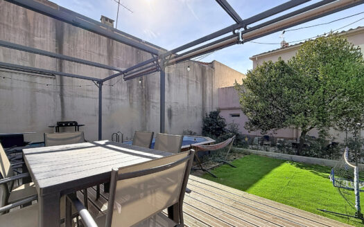 MAISON PLAIN PIED 95 M2 HAB / 4 CHAMBRES / ELNE / PARCELLE