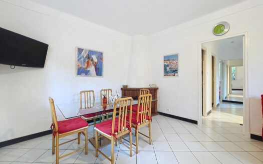 COLLIOURE(66) – APPARTEMENT CENTRE HISTORIQUE – 53m2 – PRODU