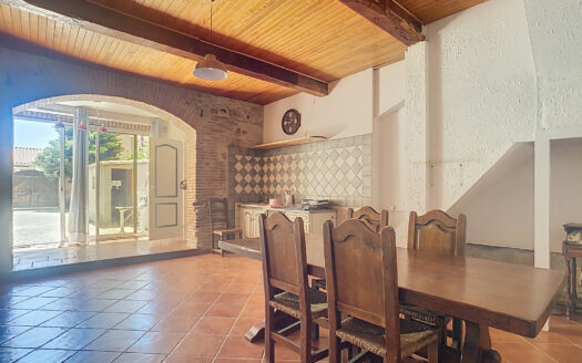 Immeuble de 3 appartements ( ELNE )