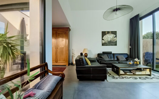 POLLESTRES ÉLÉGANTE VILLA CONTEMPORAINE DE PLAIN-PIED