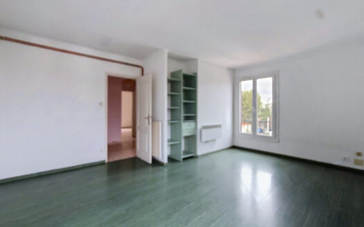 EXCLUSIVITÉ DV IMMO Appartement 81 m2 avec balcon, cave et