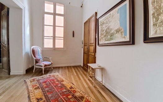 Perpignan – Appartement bourgeois de 137m2 avec balcon