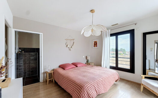 BELLE VILLA RECENTE 146M2 – 4 CHAMBRES – PISCINE