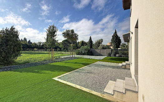 VILLA 146m2 sur une parcelle de 1649m2 SAINT-CYPRIEN